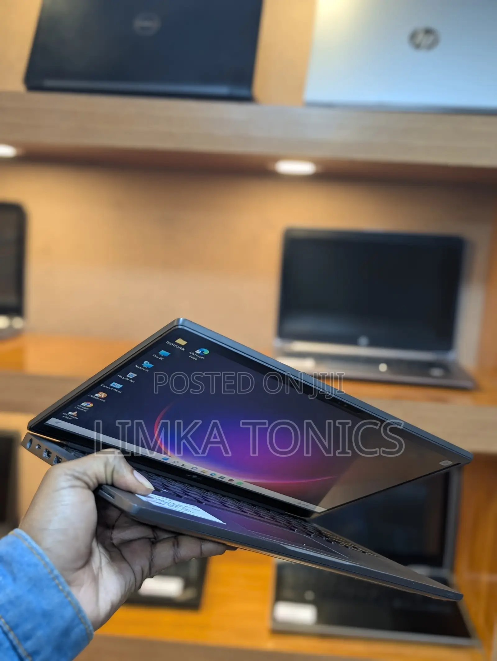 New Laptop Dell Latitude 7400 8GB Intel Core i5 SSD 256GB