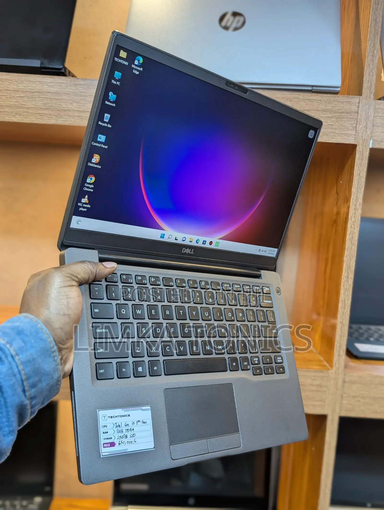 New Laptop Dell Latitude 7400 8GB Intel Core i5 SSD 256GB