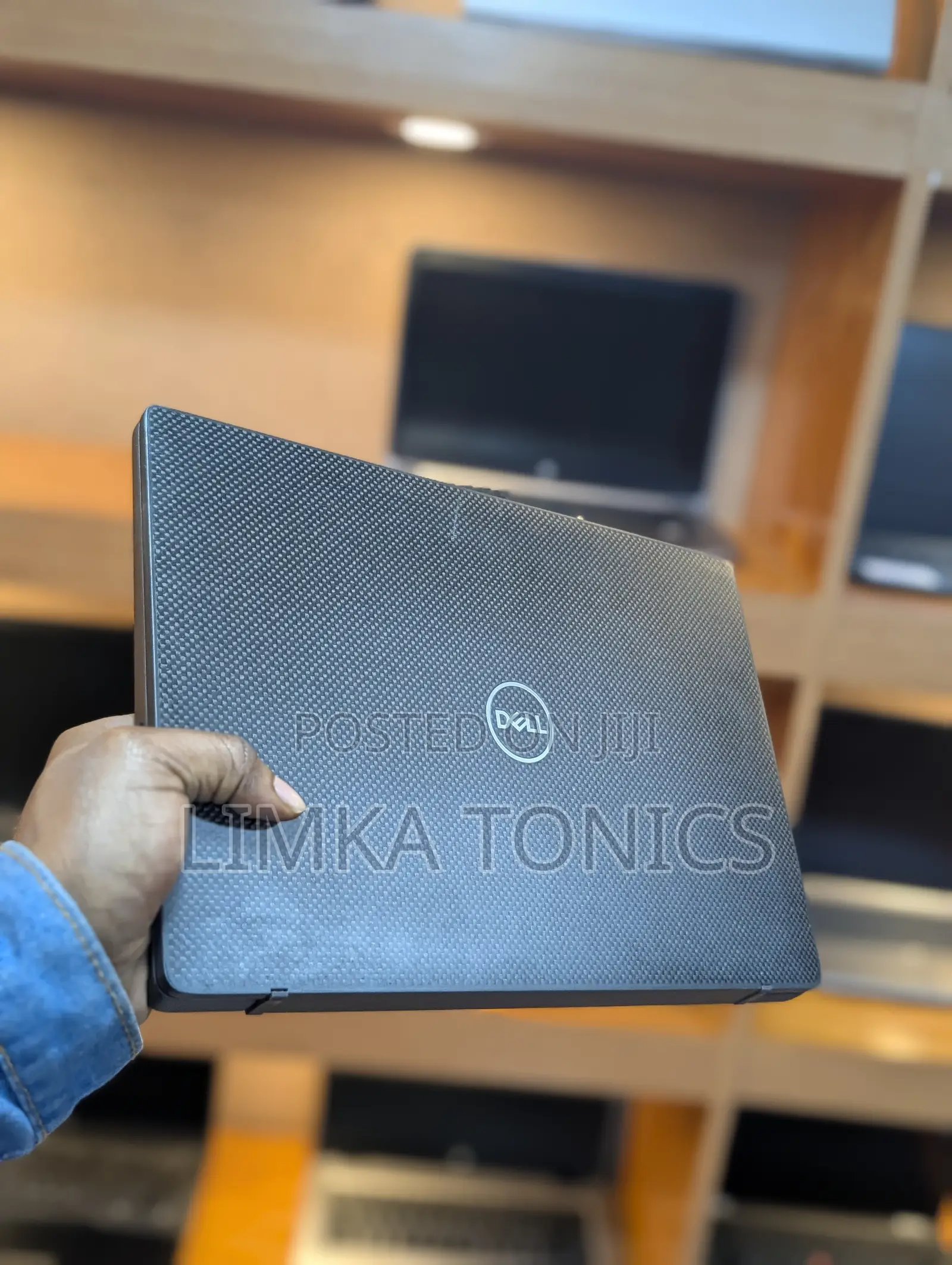 New Laptop Dell Latitude 7400 8GB Intel Core i5 SSD 256GB