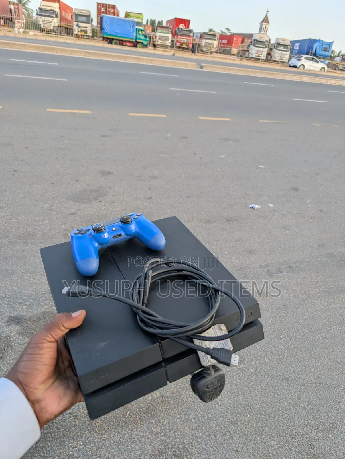 Ps4 Slim/Ina Game/Fifa 2026/Anchatad/Last of Us/Mireka/Ina Pad Mbili/