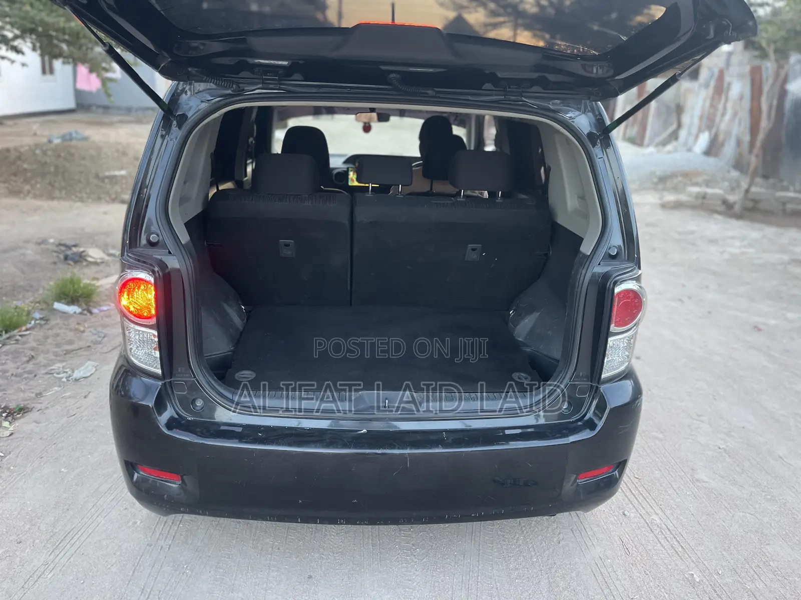 Toyota Rumion 1.5 FWD 2023 Black