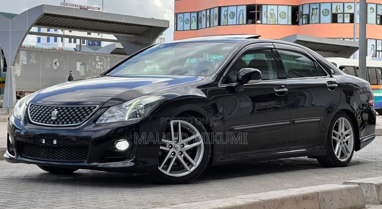 Toyota Crown 2008 Black