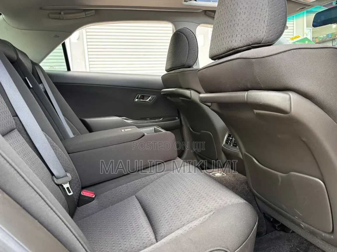 Toyota Crown 2008 Black