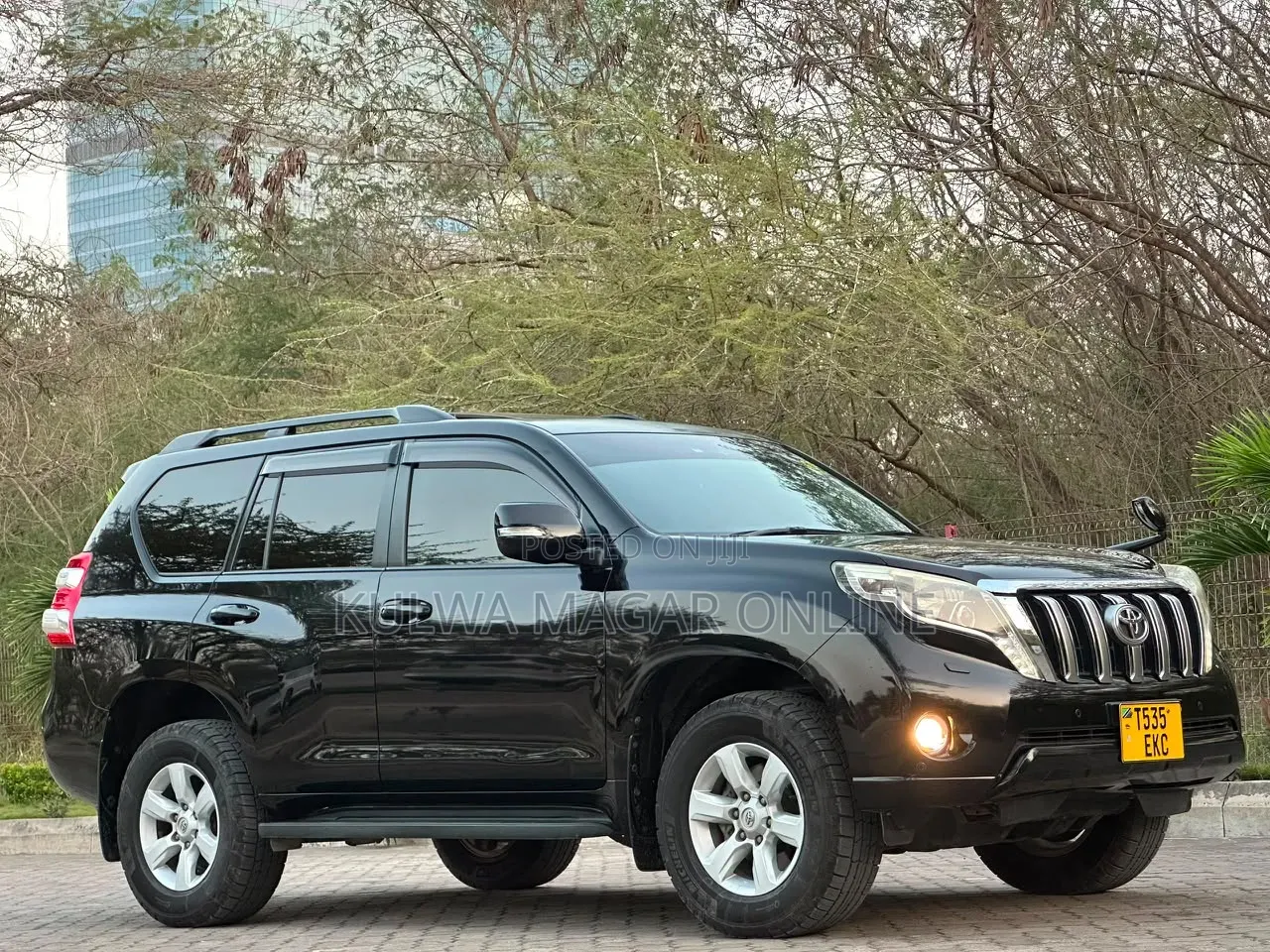 Toyota Land Cruiser Prado 2015 Black
