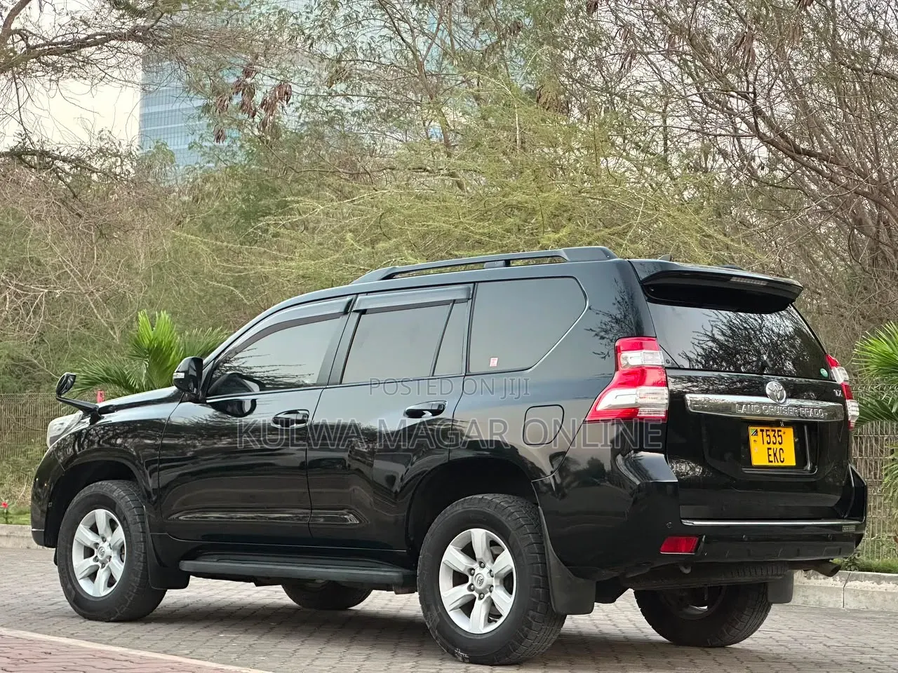 Toyota Land Cruiser Prado 2015 Black