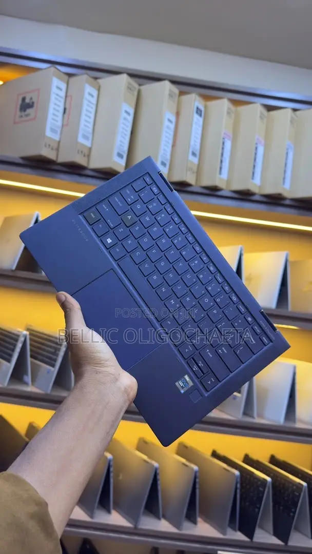 Laptop HP Dragonfly G2 16GB Intel Core i7 SSD 256GB