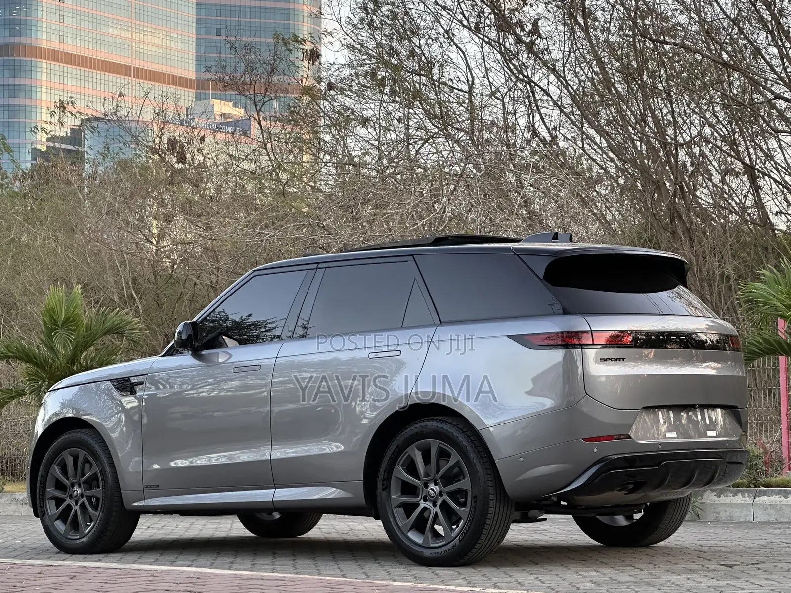 Land Rover Range Rover Sport 2025 Gray