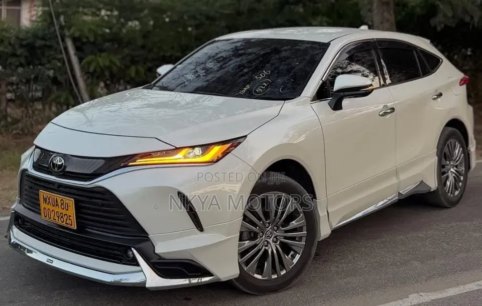 Toyota Harrier 2021 White
