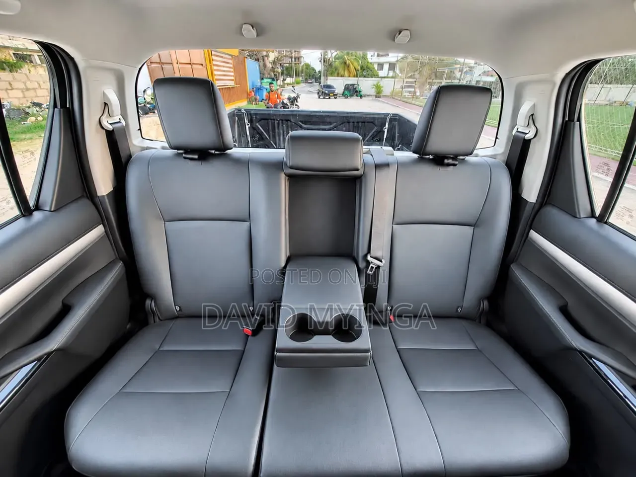 New Toyota Hilux 2025 Pearl