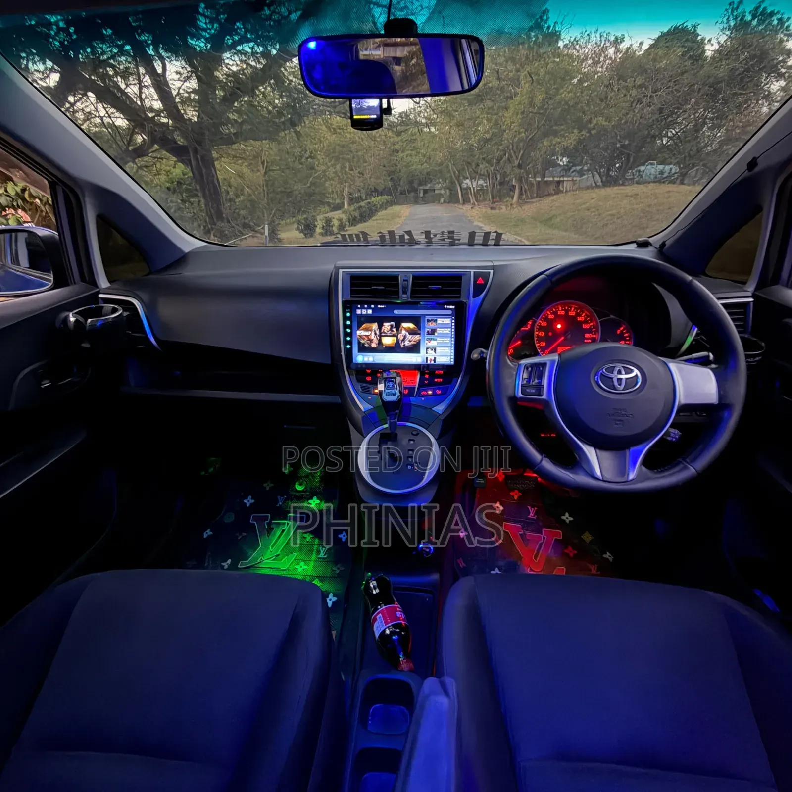 Toyota Ractis 2012 Blue