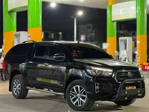 Toyota Hilux 2019 Black