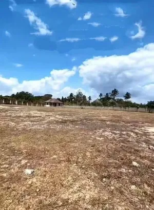 Beach Plot for Sale at Bahari Beach 8000 SQM