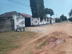 3bdrm House in Ununio Mnara Wa Tigo, Mbweni for sale