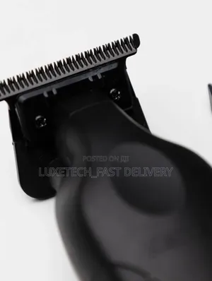 Kemei KM-2299 Professional Cordless Hair/Beard Trimmer and Bald Shaver