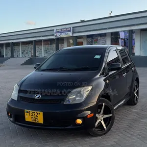 Toyota IST 2005 Black