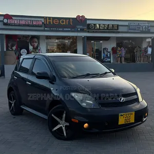 Toyota IST 2005 Black