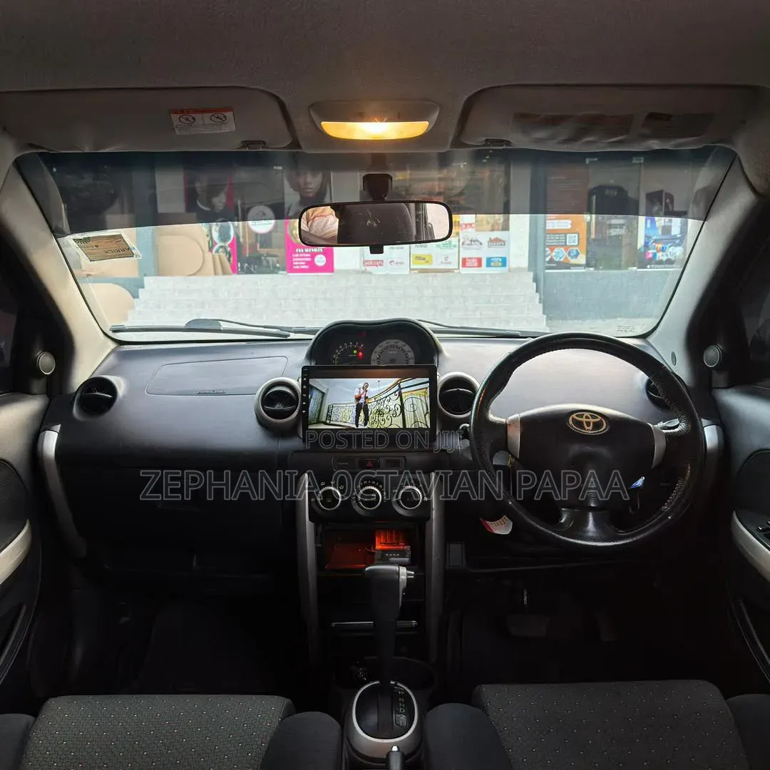 Toyota IST 2005 Black
