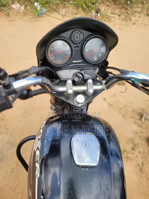 Bajaj Boxer 125 2026 Black