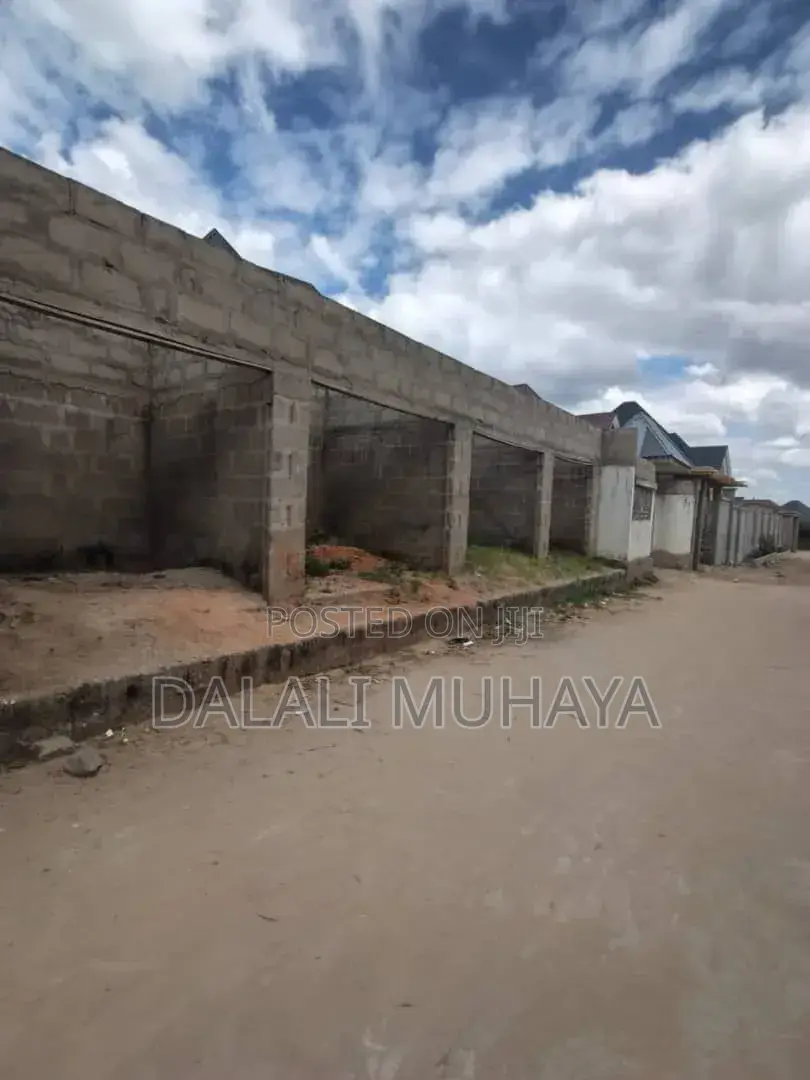 4bdrm House in Azam Complex, Mbagala for sale
