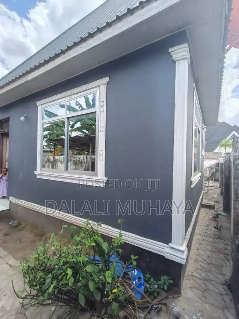 4bdrm House in Azam Complex, Mbagala for sale