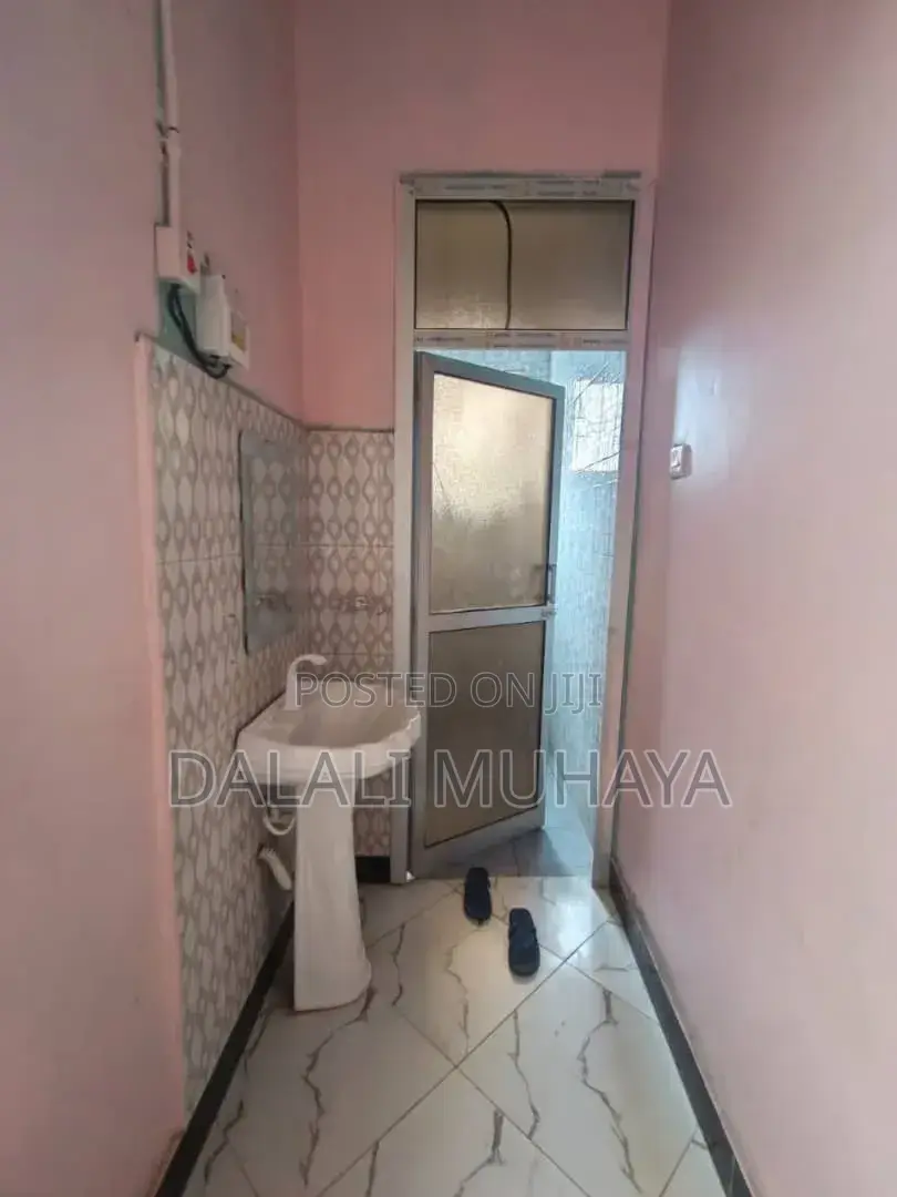4bdrm House in Azam Complex, Mbagala for sale