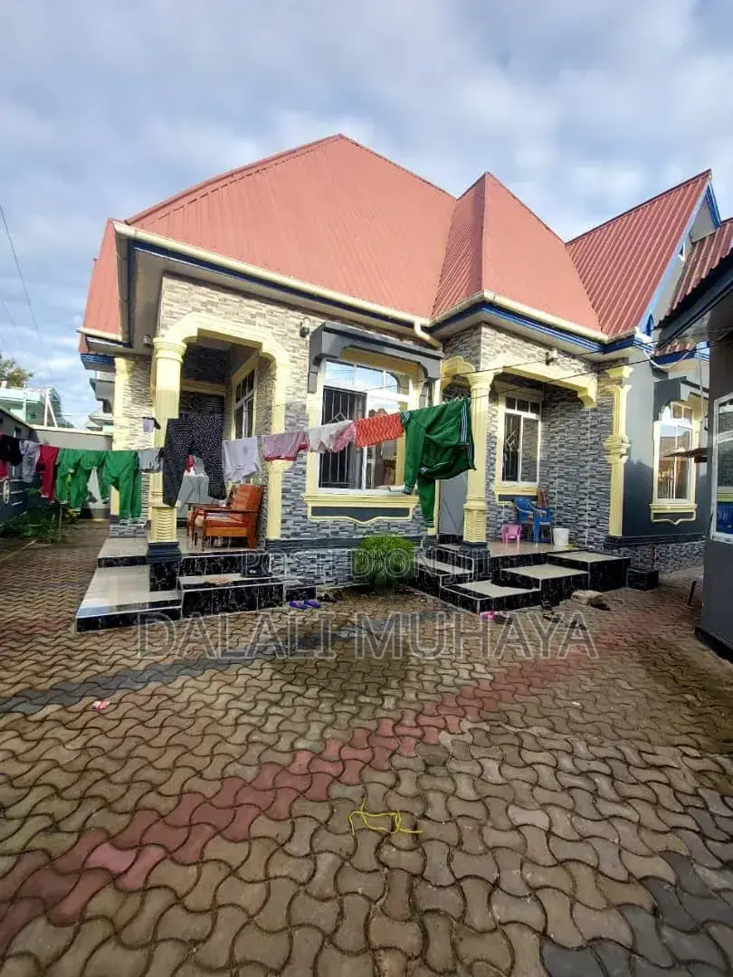 4bdrm House in Azam Complex, Mbagala for sale