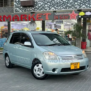 Toyota Raum 2005 Blue