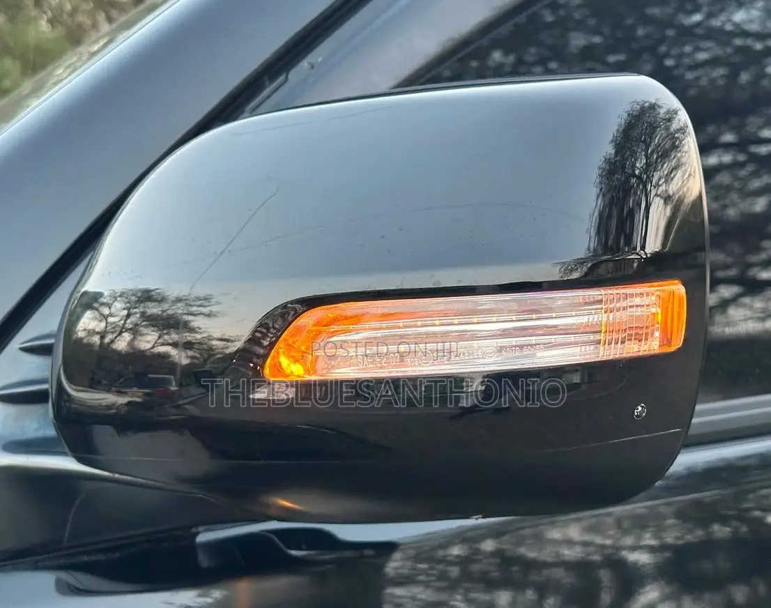 Toyota Land Cruiser Prado 2016 Black