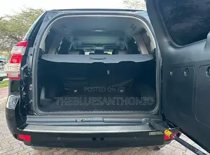 Toyota Land Cruiser Prado 2016 Black