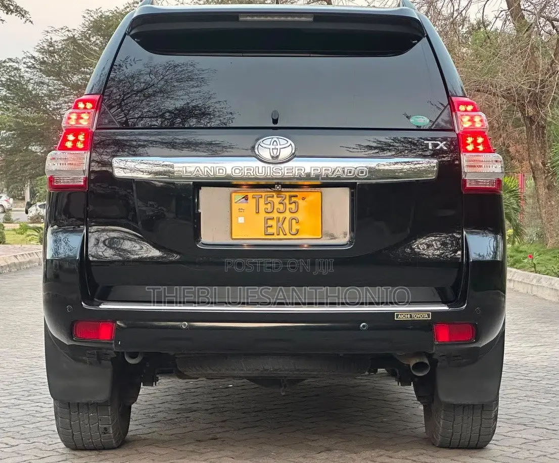 Toyota Land Cruiser Prado 2016 Black