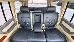 Toyota Land Cruiser 2004 Black