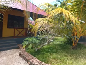 Furnished 7bdrm House in Kati for rent
