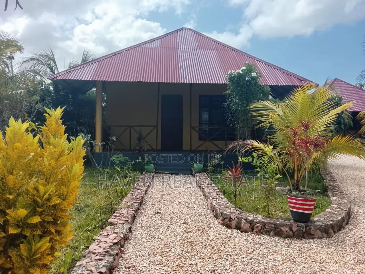 Furnished 7bdrm House in Kati for rent