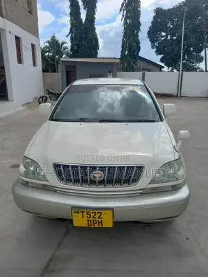 Toyota Harrier 2002 White
