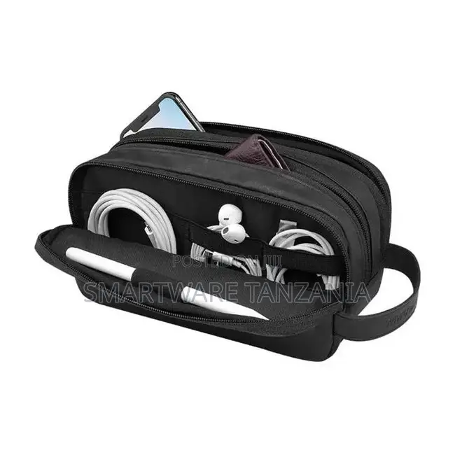 Greet Lion Tirana Travel Pouch, Water-Resistant PU Leather, Black