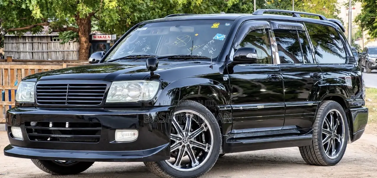 Toyota Land Cruiser HDJ 100 2004 Black