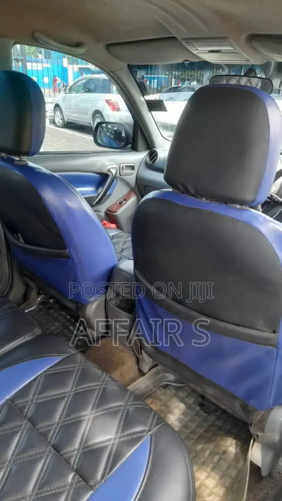 Toyota RAV4 2006 Blue