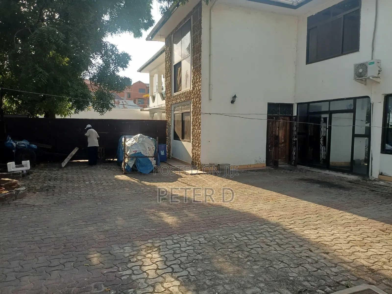 6bdrm House in Mikocheni for sale