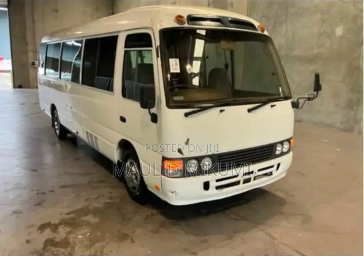 Toyota Coaster 2000 White