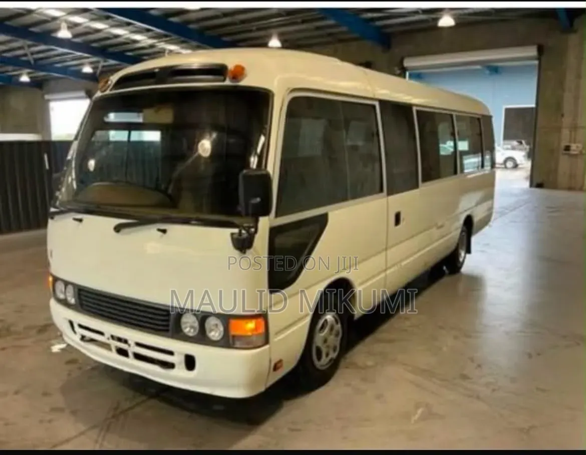 Toyota Coaster 2000 White