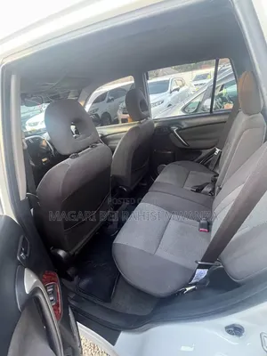 Toyota RAV4 1.8 2005 White