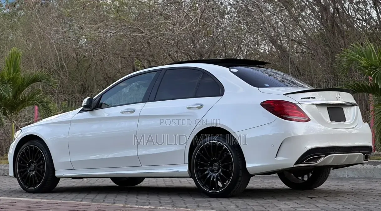 Mercedes-Benz C-Class 2014 White