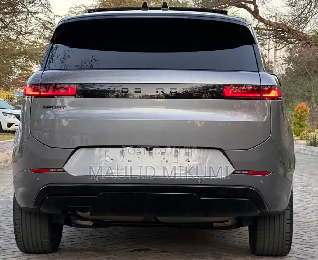 Land Rover Range Rover Sport 2025 Gray