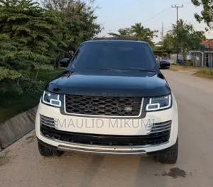 Land Rover Range Rover Vogue 2014 White