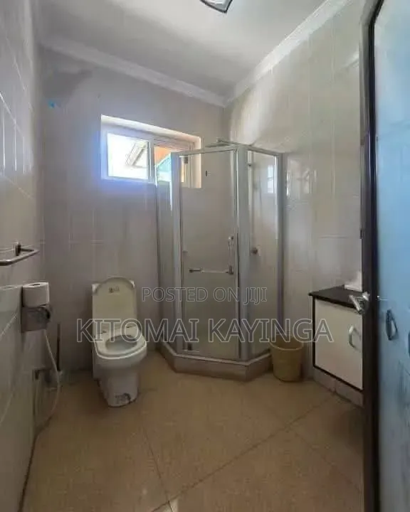 14bdrm House in Masaki for rent