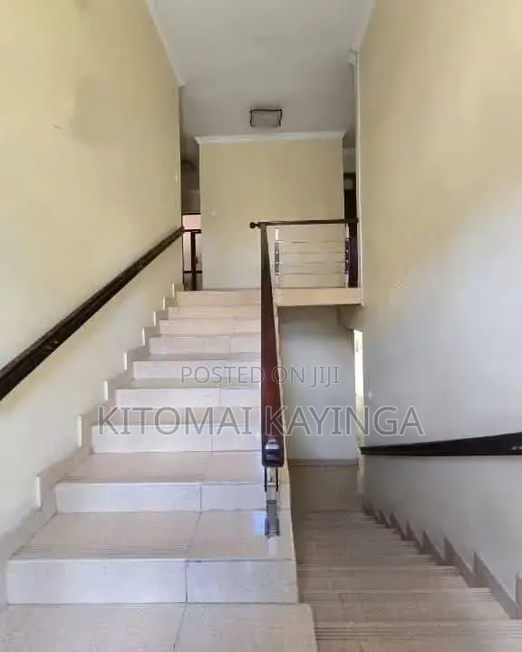 14bdrm House in Masaki for rent