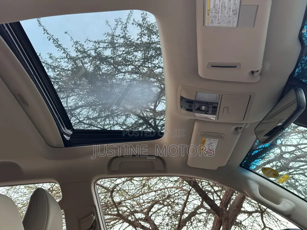 Toyota Land Cruiser Prado 2023 White