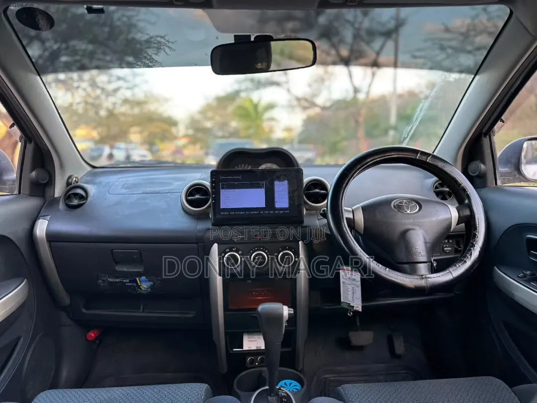 Toyota IST 2006 Silver