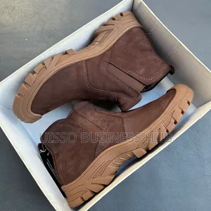 Smart Boots Style Shoes