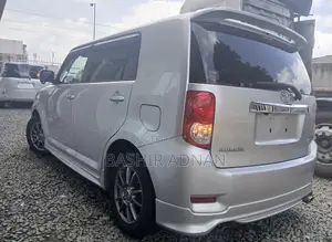 Toyota Corolla Rumion Hatchback 1.8 FWD 2008 Silver